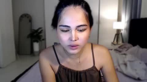 Belly Conklin online show from April 24, 4:25 am