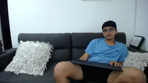 FallGays online show from January 11, 1:48 am