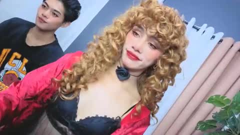 Snapshot of familystroke_twinny8 chatting on September 19, 3:49 pm Alexandra x Alexandro online show from September 19, 3:49 pm