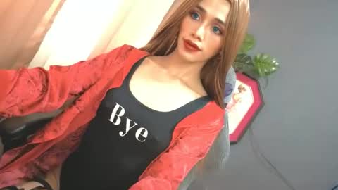 Snapshot of familystroke_twinny8 chatting on October 13, 6:04 am Alexandra x Alexandro online show from October 13, 6:04 am