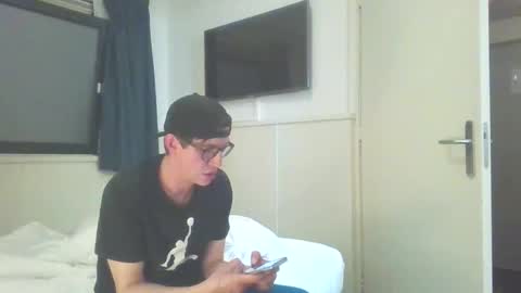 fantasticd1916 online show from September 12, 3:08 am