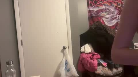 fantasycreampuff666 online show from December 20, 6:20 am