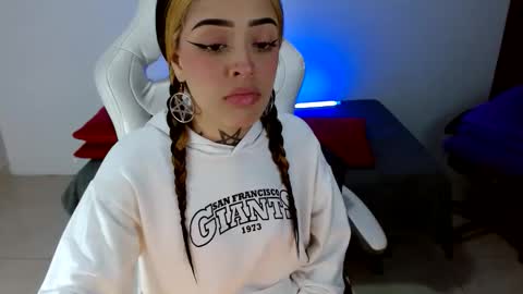 fari online show from April 19, 10:12 pm