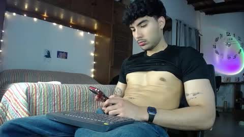 farid_24 online show from March 20, 3:11 am