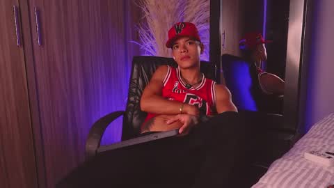 farid_jake_ online show from March 26, 5:35 am