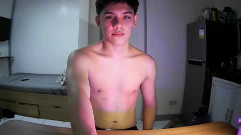 fastfucker_22 online show from April 11, 4:28 am