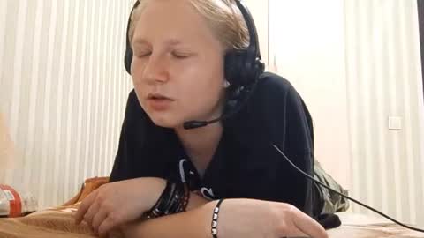Jenny online show from June 17, 4:23 pm