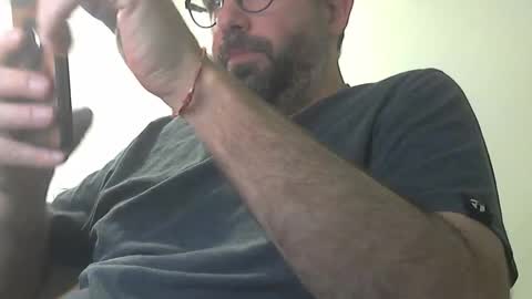 Snapshot of fedeglobos chatting on October 15, 12:03 am fedeGLOBOS online show from October 15, 12:03 am