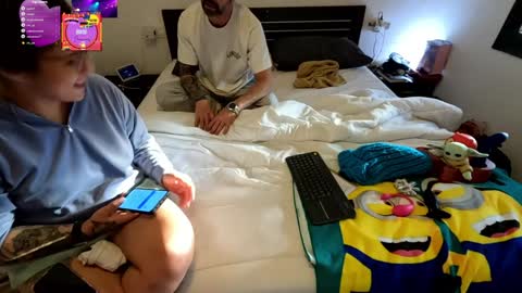 Snapshot of federosario2123 chatting on January 22, 4:02 pm federosario2123 online show from January 22, 4:02 pm