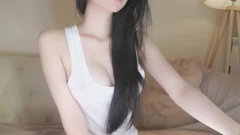 Snapshot of feel_me_00 chatting on October 21, 10:02 pm feel_me_00 online show from October 21, 10:02 pm