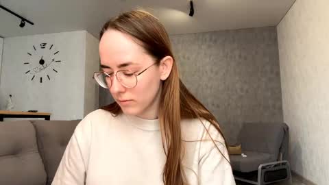 Mary online show from March 21, 7:25 am