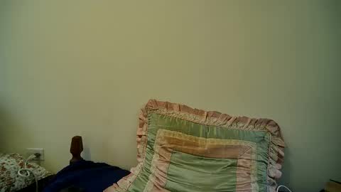 felipebb40 online show from September 18, 6:56 pm