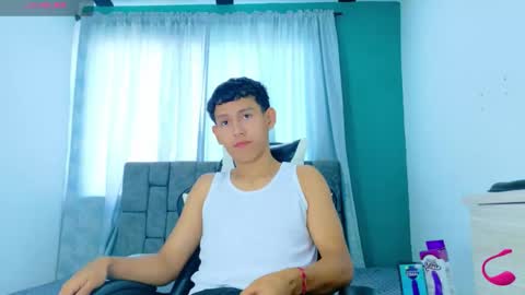 felipehotgonzalez online show from November 20, 2:47 pm