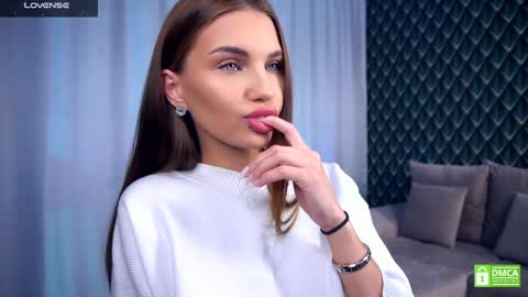 Hello im Nova online show from September 25, 4:41 am