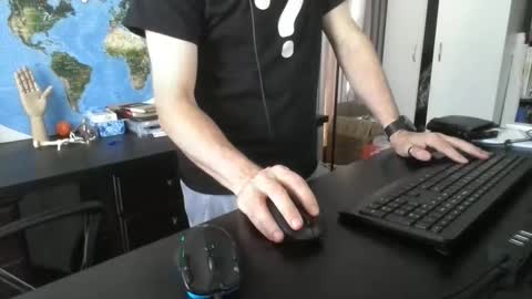 femdomsubby online show from December 18, 4:53 am