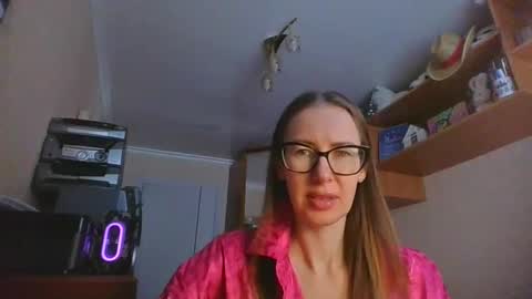 feraliss online show from January 19, 11:09 am