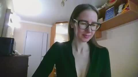 feraliss online show from November 20, 10:36 am