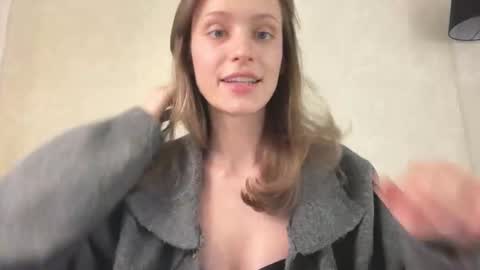 Lisa online show from January 17, 10:02 am