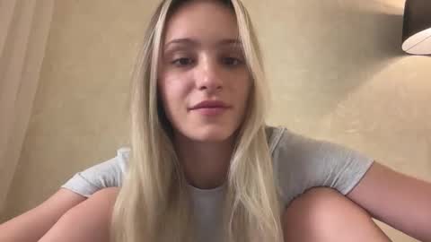 Lisa online show from October 7, 11:28 am