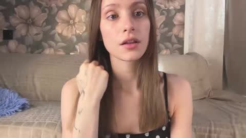 Lisa online show from February 19, 8:13 am