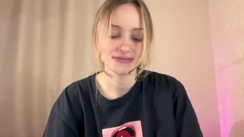 Lisa online show from January 11, 12:50 pm