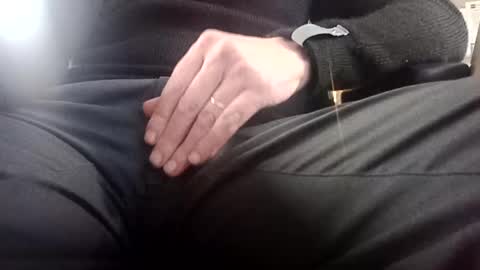 fifi010203 online show from December 7, 11:56 am