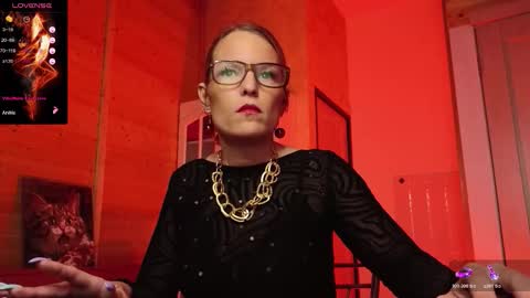 Lady online show from February 22, 5:26 pm