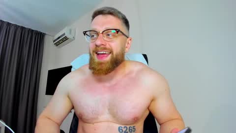 FindomGuyXXX online show from April 12, 3:05 pm