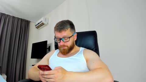FindomGuyXXX online show from April 9, 11:49 am