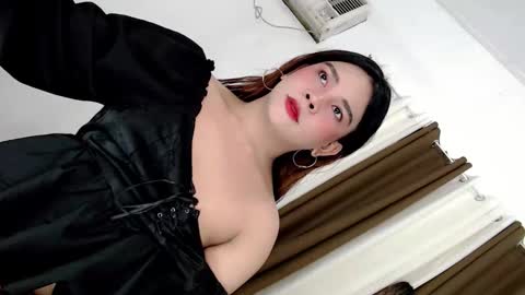 Jasmine online show from December 22, 4:19 am