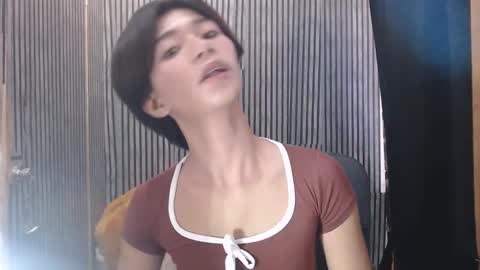 fiona908995 online show from December 16, 8:26 pm