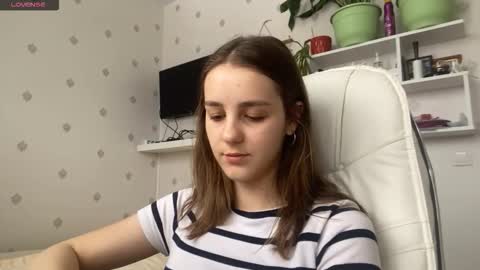 Keite wanna play  Meow online show from January 7, 10:09 am