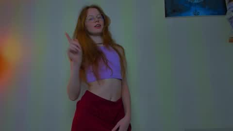 fire_luna online show from March 17, 7:13 am