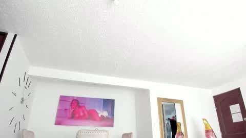 Snapshot of fit_fray chatting on February 14, 3:58 pm FRAIDER online show from February 14, 3:58 pm