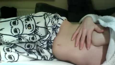 Fitbut online show from December 17, 7:37 pm