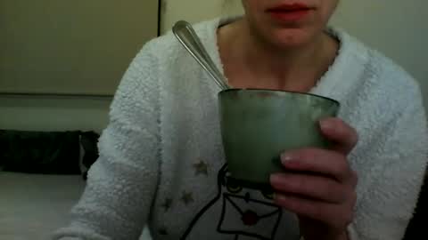 Fitbut online show from January 8, 7:03 pm