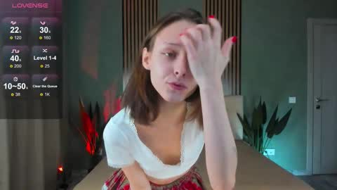 im Linda please give me thumbs up online show from November 9, 2:59 am