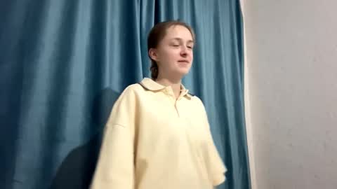 Emma online show from February 22, 1:20 am