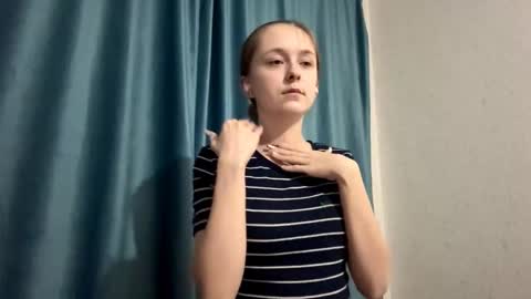 Emma online show from February 25, 1:31 am