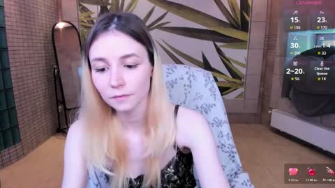 FlexiMona online show from May 8, 9:37 am