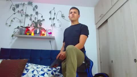 Nico online show from March 24, 5:52 pm