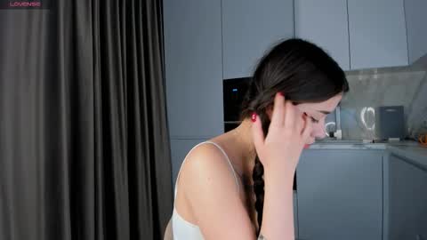Snapshot of flirtykitty_ chatting on September 21, 5:06 pm Emely  online show from September 21, 5:06 pm