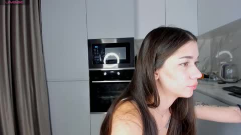 Snapshot of flirtykitty_ chatting on September 20, 5:05 pm Emely  online show from September 20, 5:05 pm