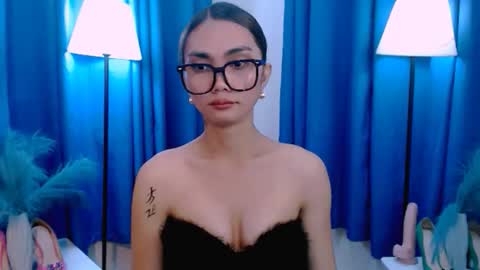 Marga online show from March 10, 6:34 pm