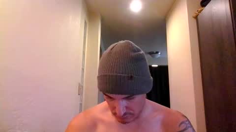 Snapshot of fllv0082 chatting on January 3, 4:59 pm Come in and See online show from January 3, 4:59 pm