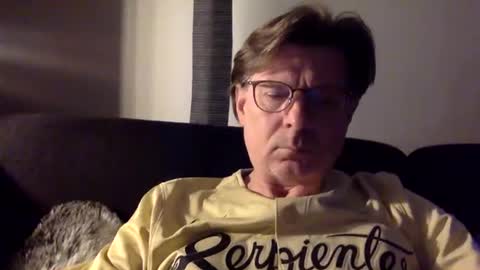 flonolalacla online show from February 9, 4:50 pm