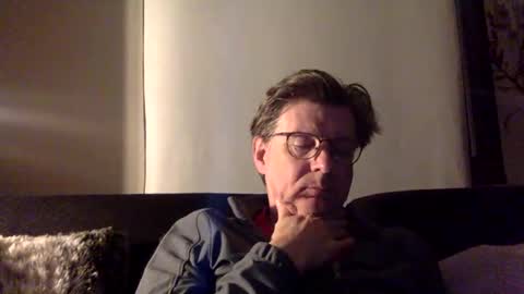 flonolalacla online show from March 10, 6:45 pm