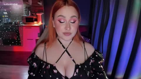 Camelia online show from February 4, 7:44 pm