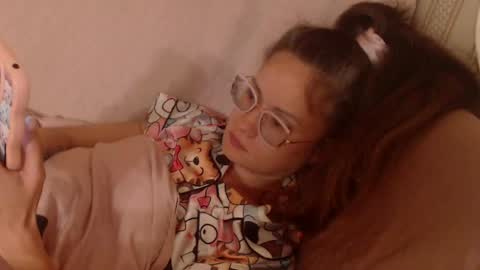 say meow and send tip  online show from May 13, 9:46 pm