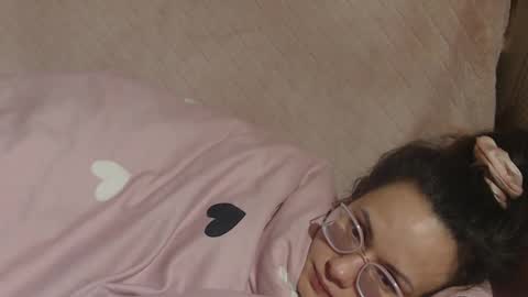 say meow and send tip  online show from March 30, 10:54 pm